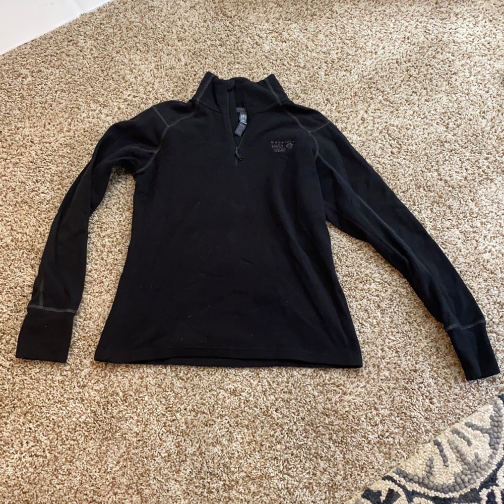 Mountain hardware quarter zip